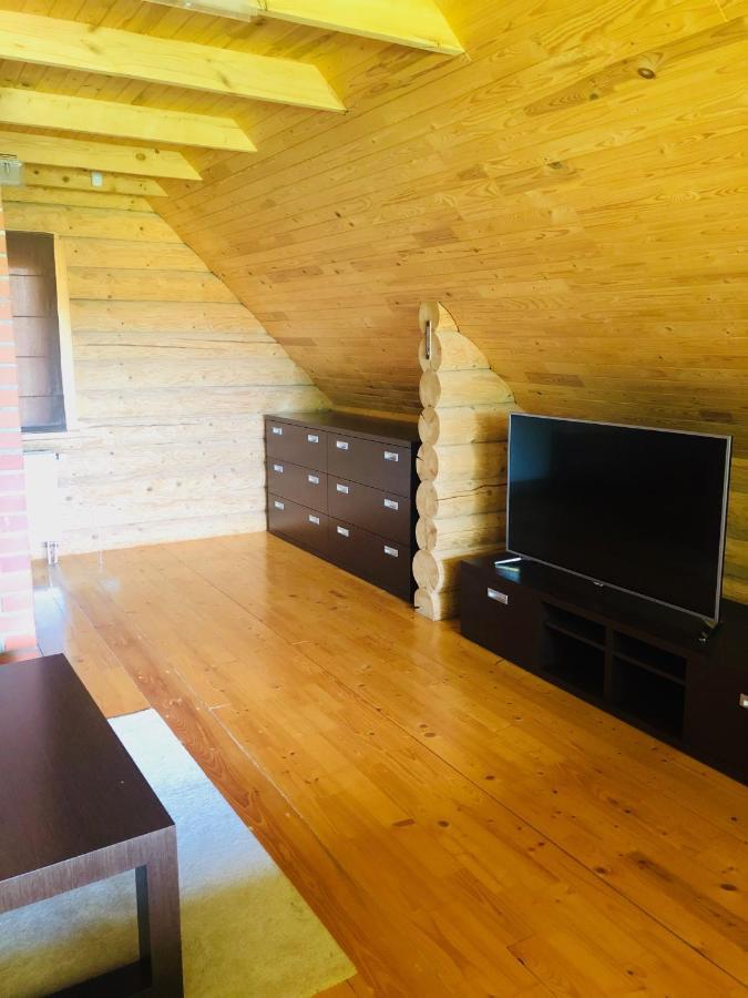 Brivdienu Maja Odumini Leimani Exterior foto
